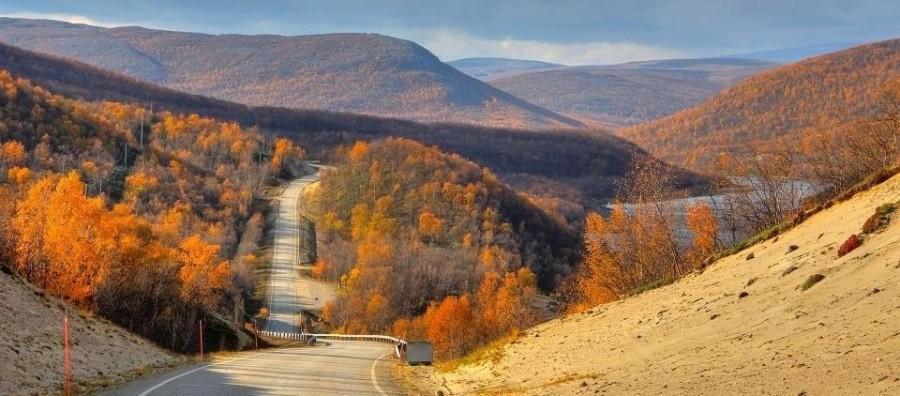 Road between Karigasniemi and Utsjoki